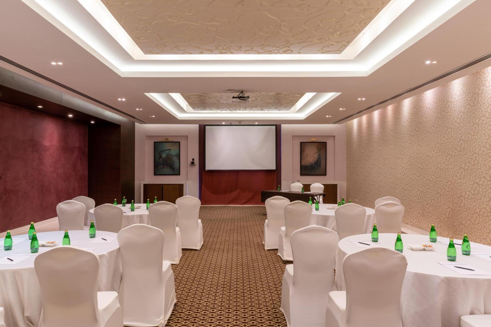 Salalah Rotana Resort Eksteriør billede Meeting room