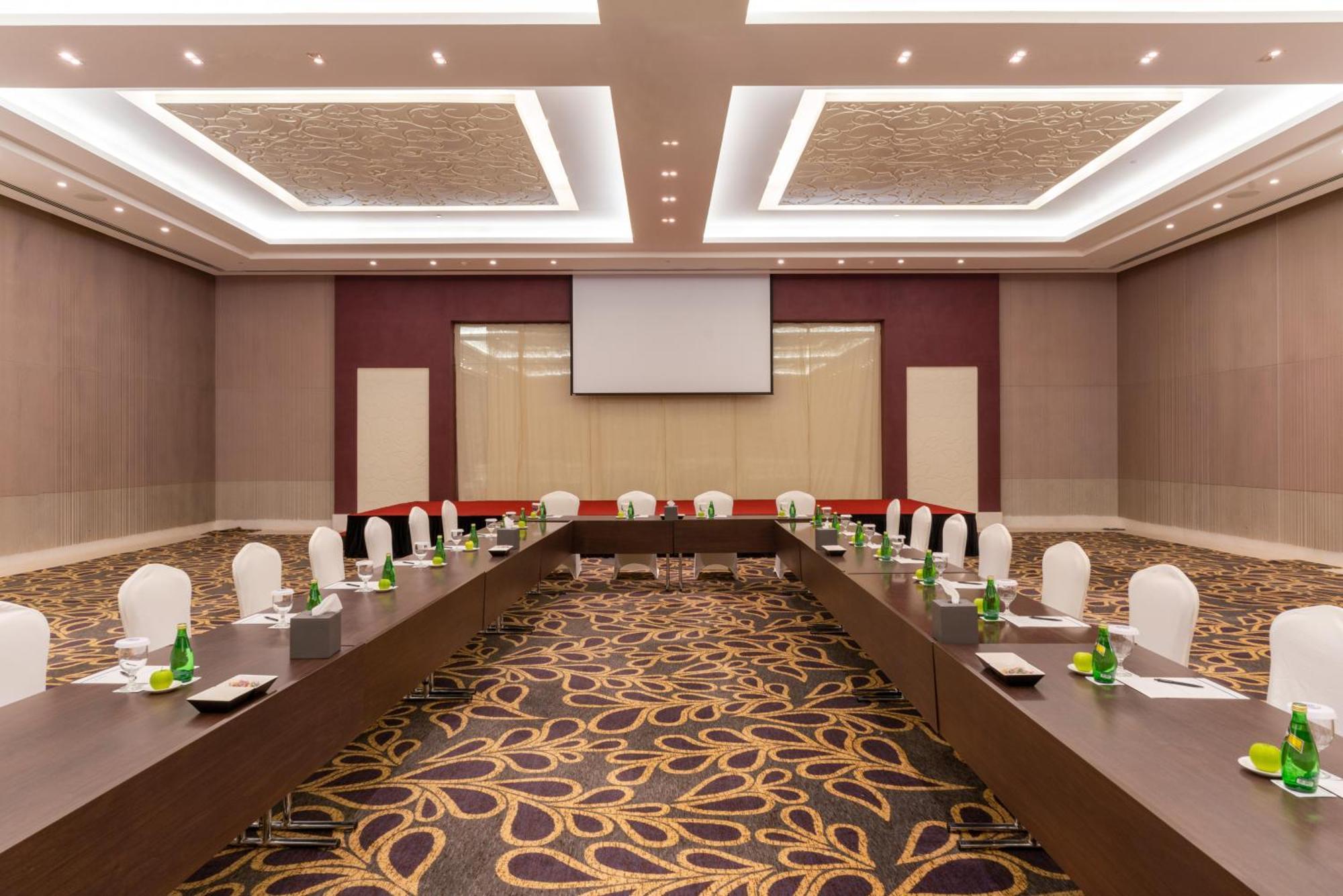 Salalah Rotana Resort Eksteriør billede Meeting room