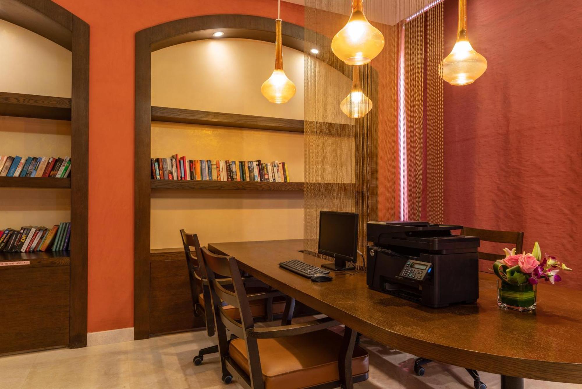 Salalah Rotana Resort Eksteriør billede Library