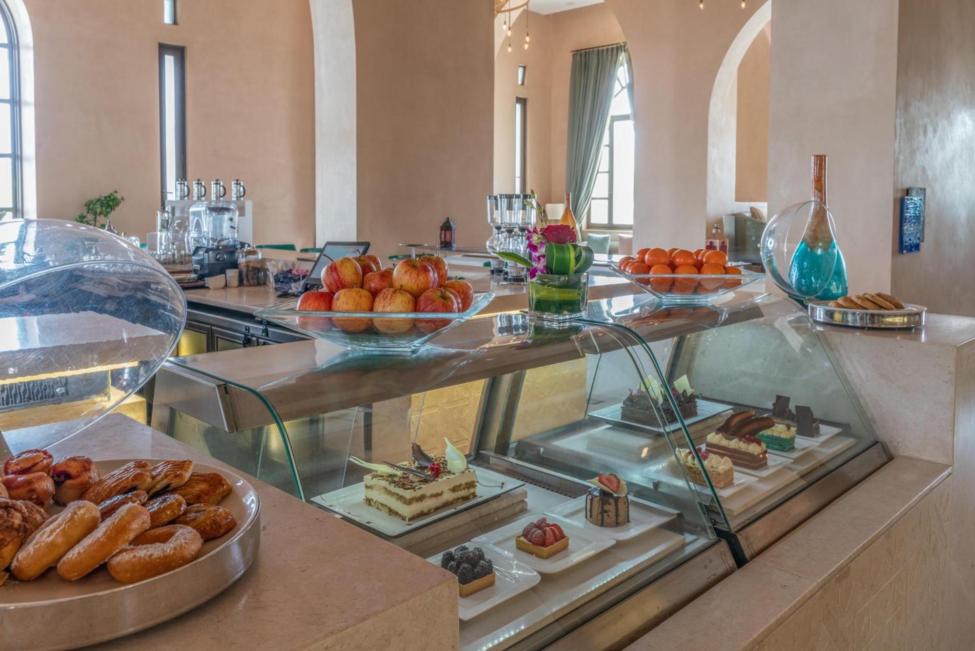 Salalah Rotana Resort Eksteriør billede The Café